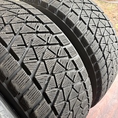 275/45/20冬DM-V2の画像