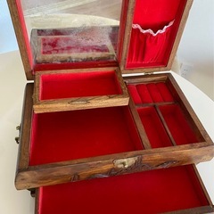 アンティーク 中華風木製ジュエリーボックス2つセット 彫刻入りの画像