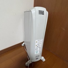 DeLonghiのドラゴン3オイルヒーターの画像