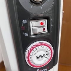 DeLonghiのドラゴン3オイルヒーターの画像