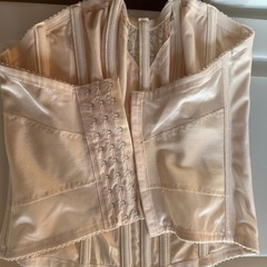 フォーシスアンドカンパニー　グラマラスビスチェ36の画像