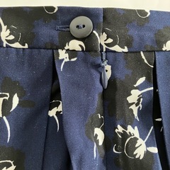 【美品】［GU］プリーツスカートＭの画像