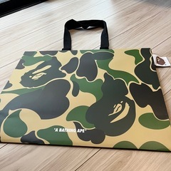【A BATHING APE】ショッピングバック1枚　L 新品未使用の画像