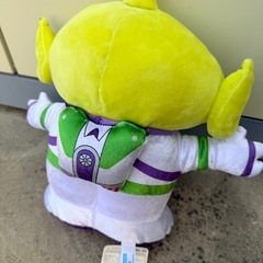 リトルグリーンメンぬいぐるみの画像