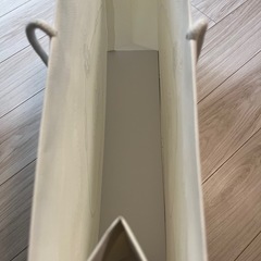PRADA ホワイトショップ袋 大きめ　新品未使用の画像