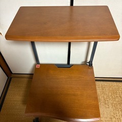 パソコンラック　PCの画像