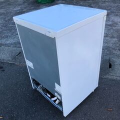 ２０１８年製　シャープ SHARP 直冷式冷凍庫 ホワイト系 FJ-HS9X-Wの画像