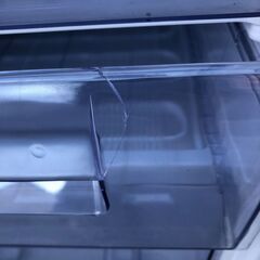 ２０１８年製　シャープ SHARP 直冷式冷凍庫 ホワイト系 FJ-HS9X-Wの画像