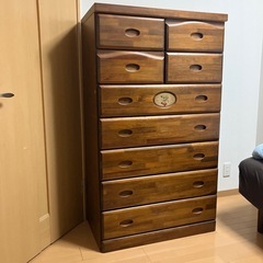 木製チェストの画像