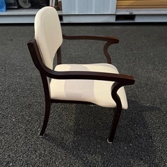 低座面 木製 
サポートチェア 介護等に 座面高さ約30cmの画像