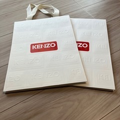 KENZO エンボス加工 ショッパー　新品未使用の画像