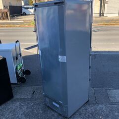 ２０１６年製　AQUA アクア 冷蔵庫（355L・右開き） ミスティシルバー AQR-361Eの画像