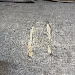 2人掛けソファ 50円！木フレーム／まだ使えます／引き取り希望の画像