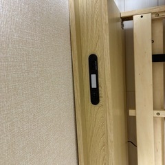 ベッドフレーム（セミダブル）の画像