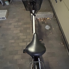 自転車　27インチ　ホワイト×ブラックの画像