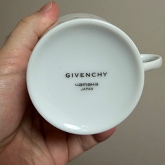 ジバンシィ　カップ&ソーサーの画像