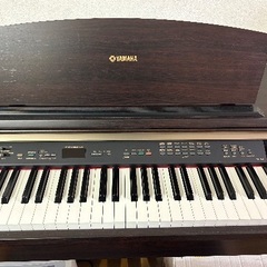 電子ピアノ　YAMAHA YDP-223の画像