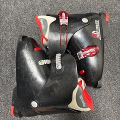 ジュニアスキー靴24センチsnow carvingの画像