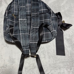 【美品】チェック柄　リュックの画像