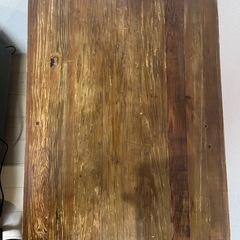 ダイニングテーブルの画像