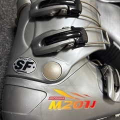 ジュニアスキー靴23.5センチMCCOUGARの画像