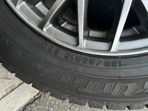 ※早い者勝ち　185/65R15 スタッドレスアルミ付４本