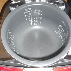 （1台限り★ジモティー特典あり★3～4人世帯向けの）パナソニック　スチームIH炊飯器５.５合　２０１７年製　SR-SY106J　赤　高く買取るゾウ八幡東店の画像