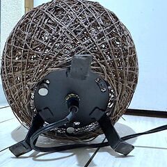 ニトリ ラタン風 おしゃれ照明 卓上ライト 球体ランプ 和モダン インテリアライト スイッチ付 間接照明の画像