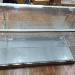 総ガラス　ショーケースの画像