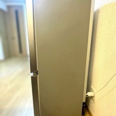 【AQUA 冷蔵庫 AQR-13J（2020年製）126L】の画像