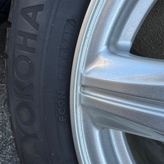 プリウス　タイヤホイールの画像