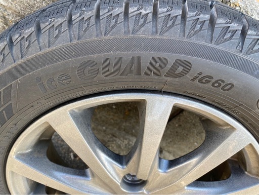 取引中　155/65R13 73Q スタッドレスタイヤ　YOKOHAMA