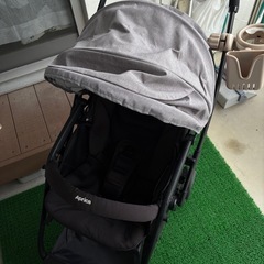 ベビーカー　apricaの画像