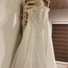 ウェディングドレス　Aライン　白　11号の画像