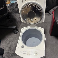 電気ポットアイリスオーヤマ製の画像