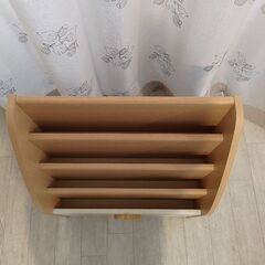 白井産業　絵本棚の画像