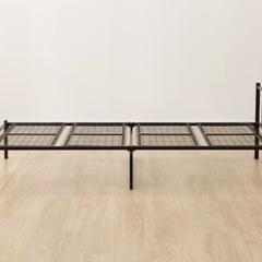 ベットフレームの画像