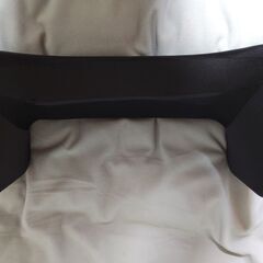 ほぼ未使用 Bauhutte (バウヒュッテ) 肘掛け クッション アームレストアラウンドの画像