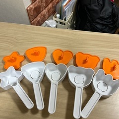 キャラ弁にも！おにぎりの型　5種類の画像