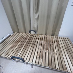 折りたたみベッドの画像
