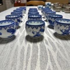 湯呑み　16個組の画像