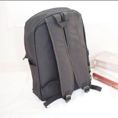 新品！シンプル リュック  大容量　黒 通勤 通学 防災 部活の画像