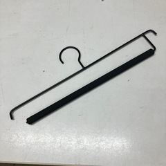 O2512-204 スラックスハンガーラック 19本 中古の画像