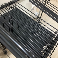 O2512-204 スラックスハンガーラック 19本 中古の画像