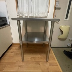 ステンレス　調理台　作業台　キッチンの画像