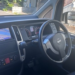 日産セレナハイウェイスター 4WDの画像