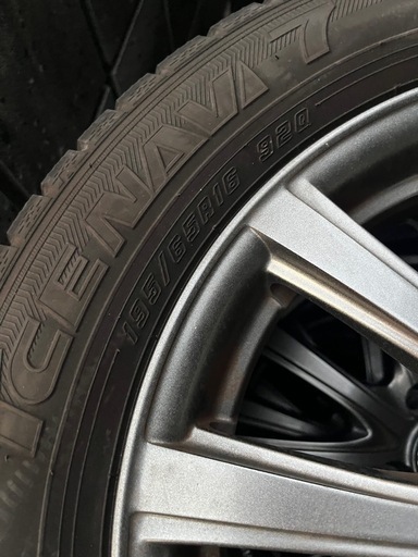 ※早い者勝ち　195/65R16 スタッドレスアルミ付４本　ライズ　ロッキー