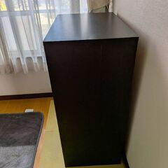 食器棚　収納棚の画像