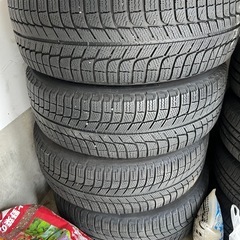 BMW X1 225 60 16 スタッドレスセット バリ山の画像