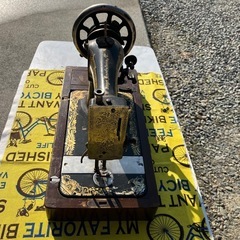 アンティークミシンの画像